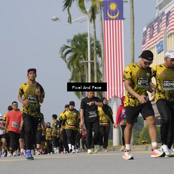 Runner Photo 6476383