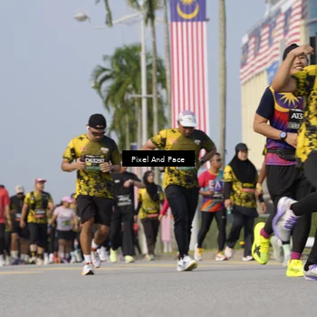 Runner Photo 6476384