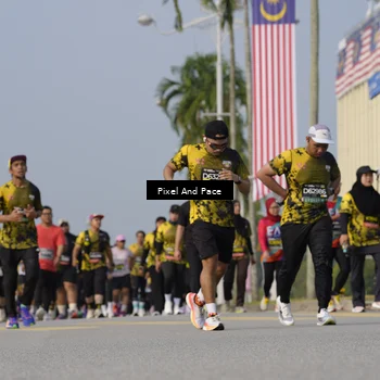 Runner Photo 6476393