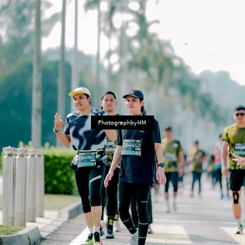 Runner Photo 6476429