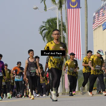 Runner Photo 6476473