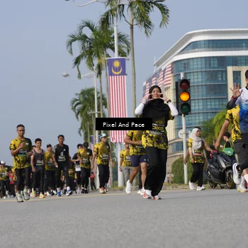 Runner Photo 6476488