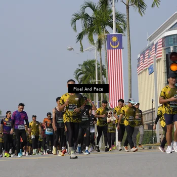 Runner Photo 6476496