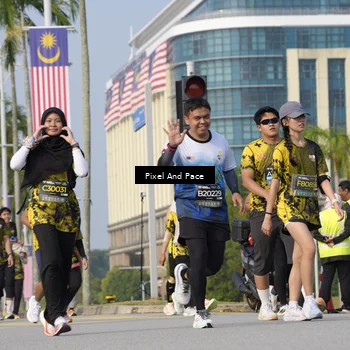 Runner Photo 6476522