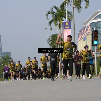 Runner Photo 6476538