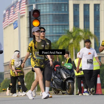 Runner Photo 6476545