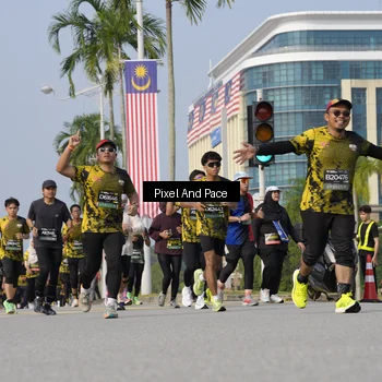 Runner Photo 6476547