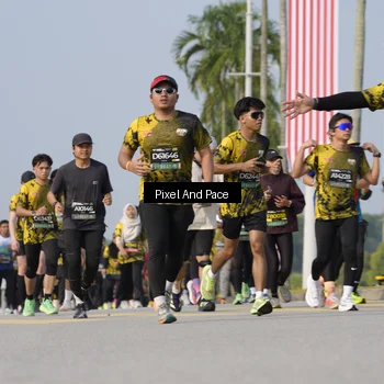 Runner Photo 6476562