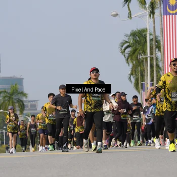 Runner Photo 6476572