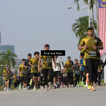 Runner Photo 6476585