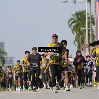 Runner Photo 6476587