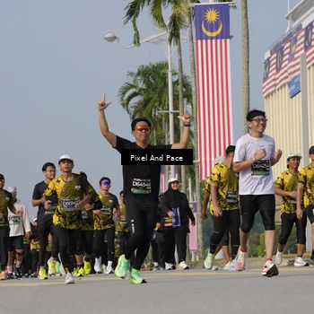 Runner Photo 6476618