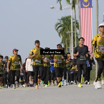 Runner Photo 6476626