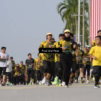 Runner Photo 6476679