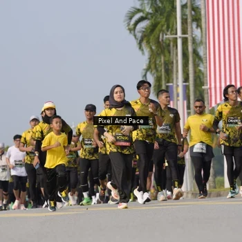 Runner Photo 6476743