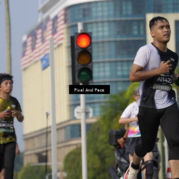 Runner Photo 6476745