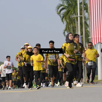Runner Photo 6476782