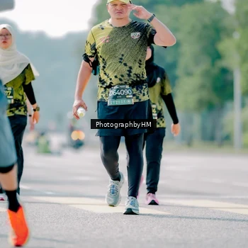 Runner Photo 6476789