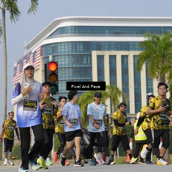 Runner Photo 6476825