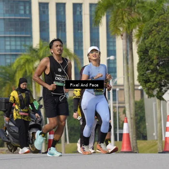 Runner Photo 6476856