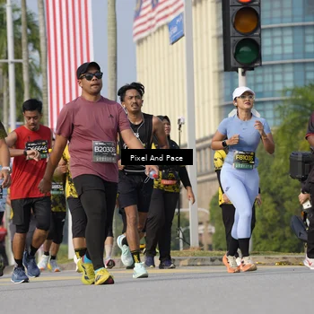 Runner Photo 6476886