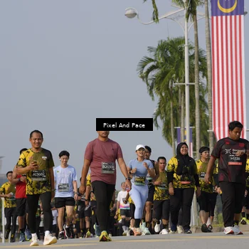 Runner Photo 6476892