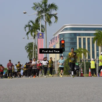 Runner Photo 6476898