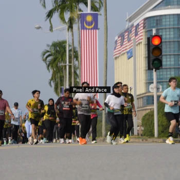 Runner Photo 6476928