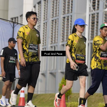 Runner Photo 6477001