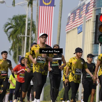 Runner Photo 6477014