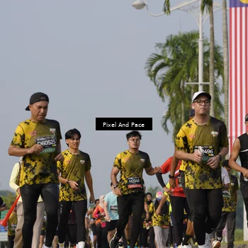 Runner Photo 6477016