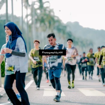Runner Photo 6477047