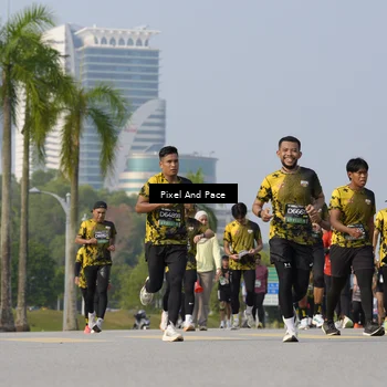 Runner Photo 6477055