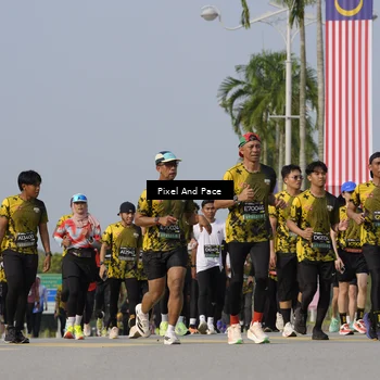 Runner Photo 6477078