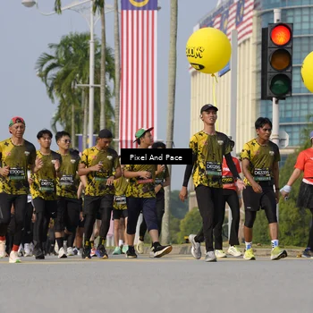 Runner Photo 6477085