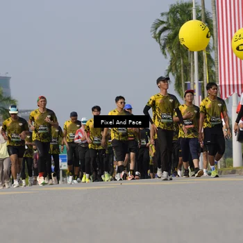 Runner Photo 6477119