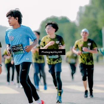 Runner Photo 6477243
