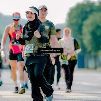 Runner Photo 6477249