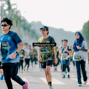 Runner Photo 6477268