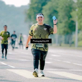 Runner Photo 6477289