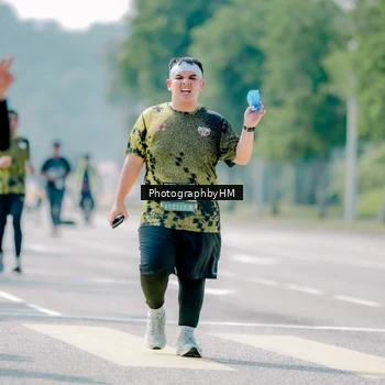 Runner Photo 6477328