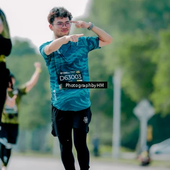 Runner Photo 6477338
