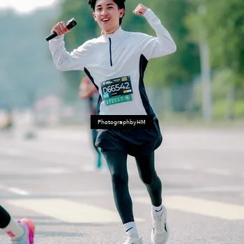 Runner Photo 6477344
