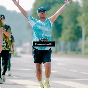Runner Photo 6477402