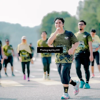 Runner Photo 6477573