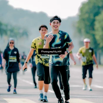 Runner Photo 6477719