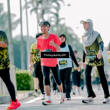 Runner Photo 6477790