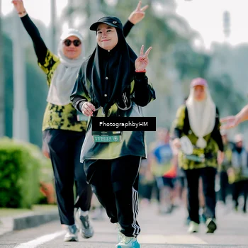 Runner Photo 6477857