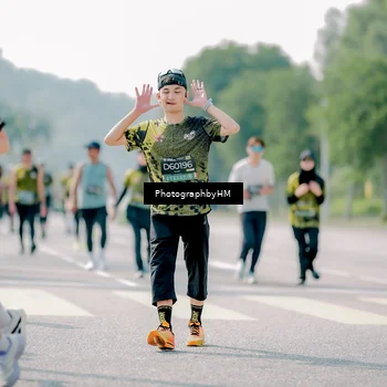 Runner Photo 6477859
