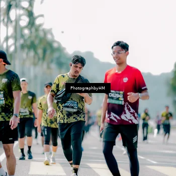 Runner Photo 6478003